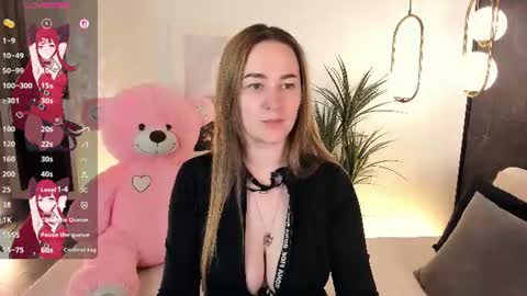Emma online show from July 18, 11:19 pm