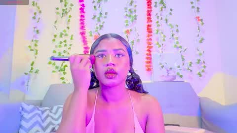 Snapshot of emmaconneer chatting on November 23, 3:56 pm Emma online show from November 23, 3:56 pm