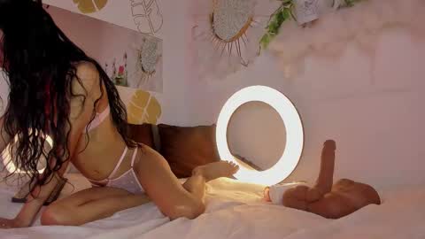 Emma Duque online show from January 9, 10:44 pm