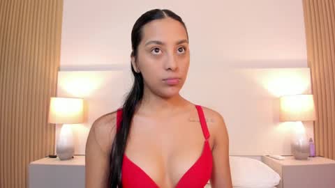 emmaespencer  online show from June 2, 11:12 am