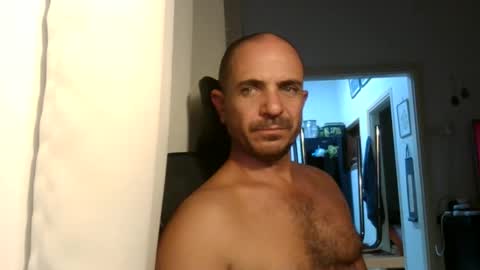 Ariel online show from November 4, 8:41 pm