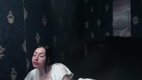 EmmaGoldX online show from May 10, 9:31 pm
