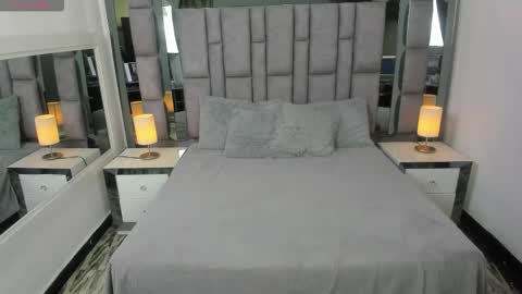 EMMA HILL online show from November 8, 11:10 am