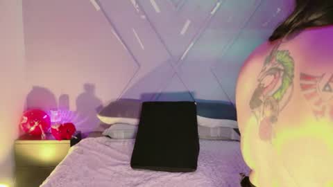  Emma  online show from June 14, 3:52 am