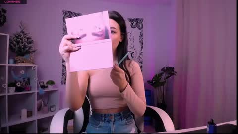 Emma online show from January 19, 2:47 am