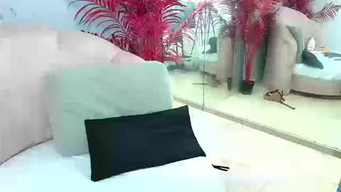 Emma online show from March 4, 12:55 pm