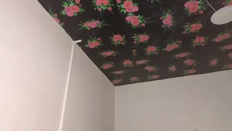 Snapshot of emmalee_a chatting on February 7, 10:29 am Emma online show from February 7, 10:29 am