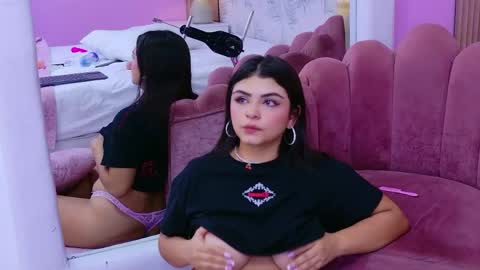 Emma Lee online show from April 14, 6:14 pm