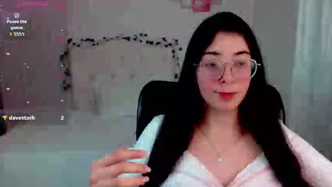 Snapshot of emmalove_doll chatting on March 21, 12:48 am Emmas Room online show from March 21, 12:48 am