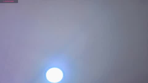 Snapshot of emmamiller__ chatting on May 7, 10:53 am online show from May 7, 10:53 am
