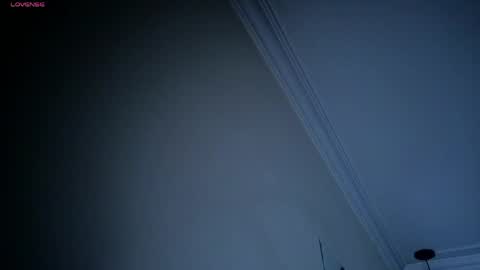 Snapshot of emmamiller__ chatting on May 20, 10:54 am online show from May 20, 10:54 am