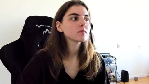 Emma online show from September 9, 9:53 am