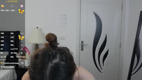 Snapshot of emmamoore12 chatting on May 16, 6:07 pm Emma online show from May 16, 6:07 pm