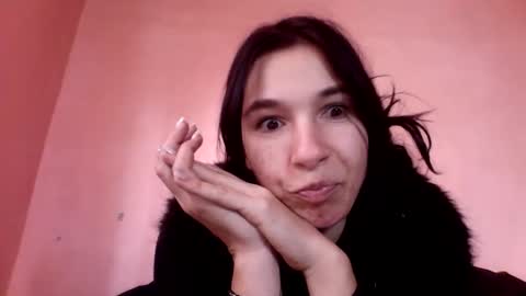 Snapshot of emmaryve chatting on March 3, 9:15 am Emma online show from March 3, 9:15 am