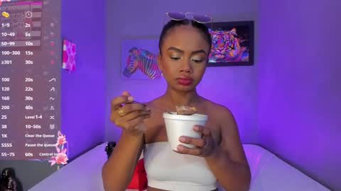 Emma online show from October 22, 5:24 pm