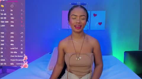 Emma online show from November 18, 5:39 pm