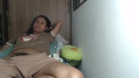 Snapshot of emmasweet95 chatting on December 2, 8:11 pm emmasweet95 online show from December 2, 8:11 pm