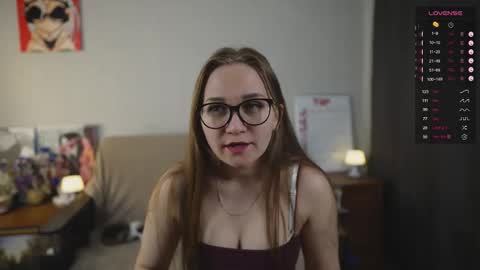 Mia online show from November 11, 1:11 pm