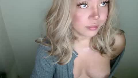 YourDreamGirl Emma  online show from September 20, 11:06 pm