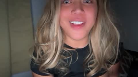 YourDreamGirl Emma  online show from March 6, 9:50 am