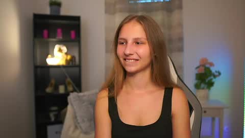 Emmie online show from May 6, 12:54 pm