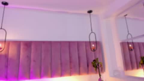 Snapshot of emmiily_z chatting on July 10, 8:11 pm Emmiily online show from July 10, 8:11 pm