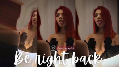 Snapshot of emmily_savage chatting on January 15, 6:54 am online show from January 15, 6:54 am