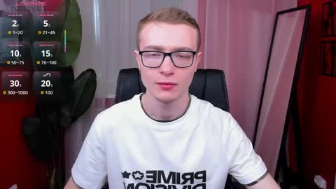 Snapshot of emmit_barker chatting on May 19, 10:32 am Emmit online show from May 19, 10:32 am