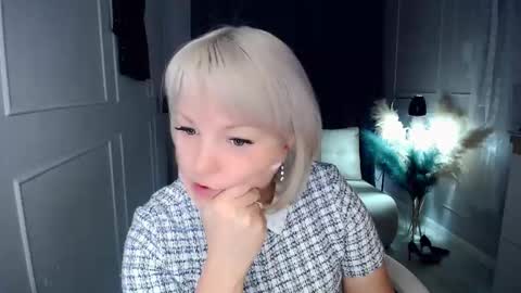 emmmam online show from November 6, 10:27 am