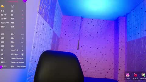 emmy_durant online show from December 5, 6:59 pm