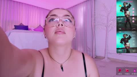 Emmy Walker online show from February 22, 1:57 pm