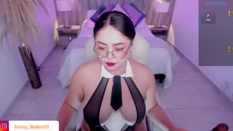 Emmy Walker online show from October 13, 11:10 am