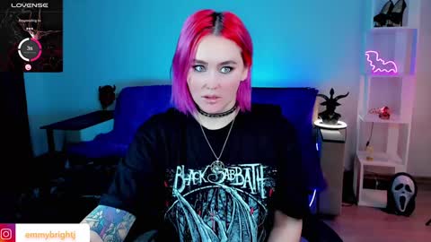 Emmy Bright     50  online show from January 23, 2:02 am