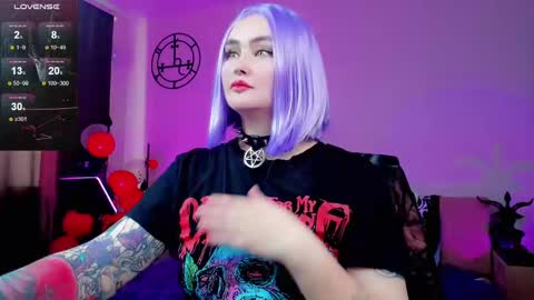 Emmy Bright     50  online show from February 21, 5:02 am