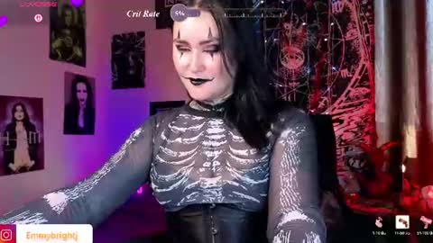 Snapshot of emmybrightj_ chatting on June 26, 3:00 am Emmy Bright 50 online show from June 26, 3:00 am