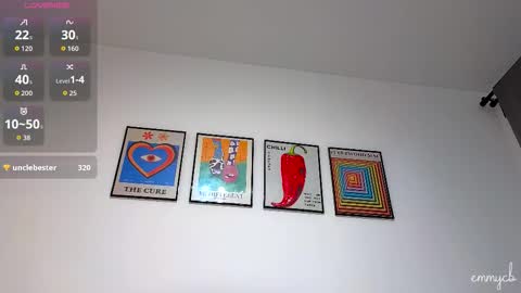 Snapshot of emmycb chatting on October 21, 10:43 pm Em online show from October 21, 10:43 pm