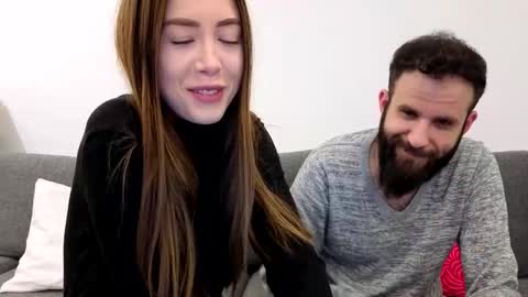 Em online show from February 23, 10:29 pm