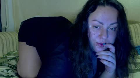 Snapshot of emmyxotty chatting on February 5, 4:28 am Emmy online show from February 5, 4:28 am