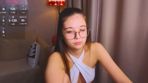 Snapshot of emory_john chatting on February 13, 7:04 am Emory John online show from February 13, 7:04 am