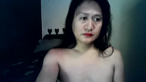 Snapshot of emoterah123smile chatting on August 3, 3:49 am Emotera online show from August 3, 3:49 am