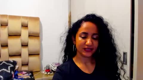 Snapshot of emperatriztapia chatting on June 4, 10:49 pm emperatriztapia online show from June 4, 10:49 pm