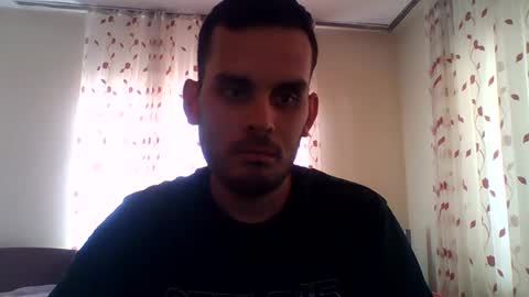 Snapshot of emrekrbn1 chatting on July 23, 9:18 am emrekrbn1 online show from July 23, 9:18 am
