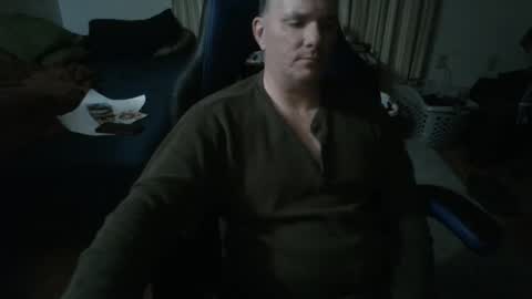 Snapshot of emsguy1 chatting on January 2, 6:40 am Matt online show from January 2, 6:40 am