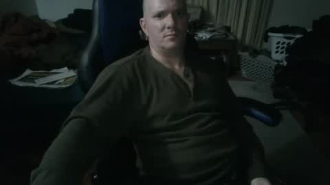 Snapshot of emsguy1 chatting on January 12, 5:24 am Matt online show from January 12, 5:24 am