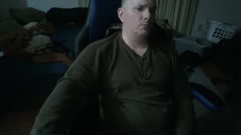 Snapshot of emsguy1 chatting on January 20, 5:59 am Matt online show from January 20, 5:59 am