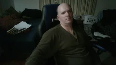 Snapshot of emsguy1 chatting on February 4, 6:04 am Matt online show from February 4, 6:04 am