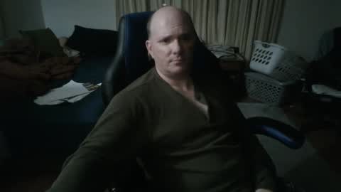 Snapshot of emsguy1 chatting on February 5, 4:48 am Matt online show from February 5, 4:48 am