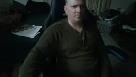 Snapshot of emsguy1 chatting on February 13, 8:06 am Matt online show from February 13, 8:06 am