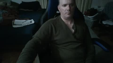 Snapshot of emsguy1 chatting on February 16, 6:32 am Matt online show from February 16, 6:32 am