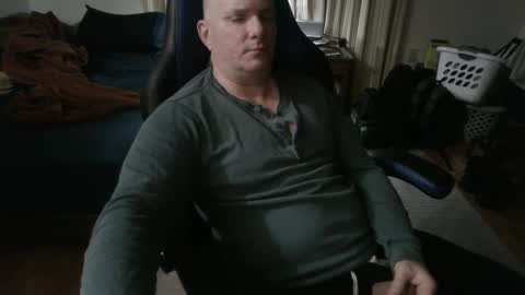 Snapshot of emsguy1 chatting on September 9, 9:53 am Matt online show from September 9, 9:53 am